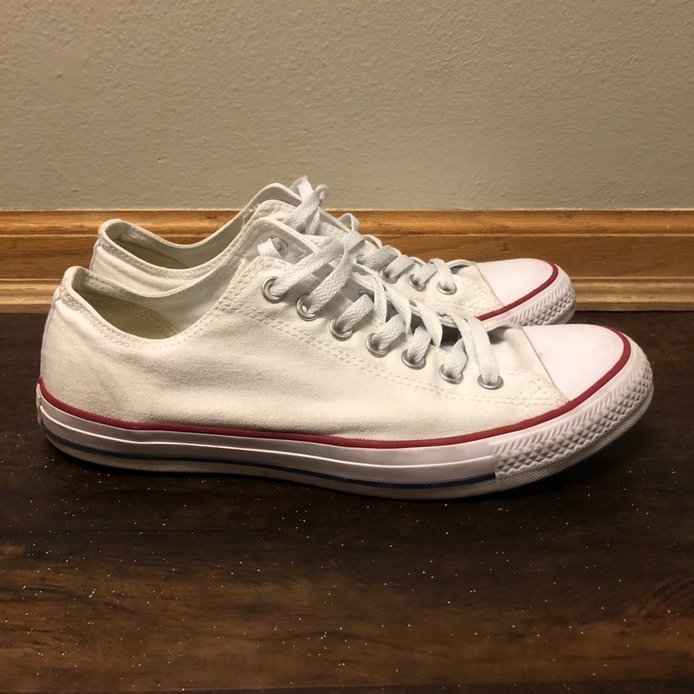 Converse low top white sz 11